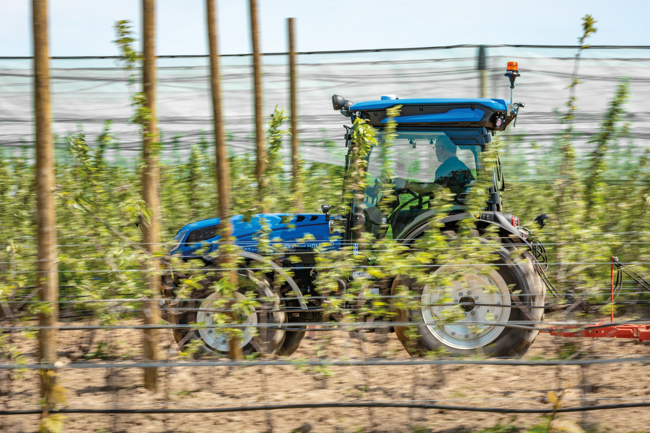 T4 120 LP CAB Stage V 23 010