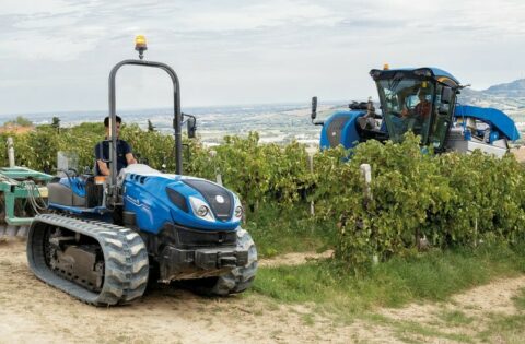 TK4 110 M ROPS Stage V 22 061 B zugeschnitten