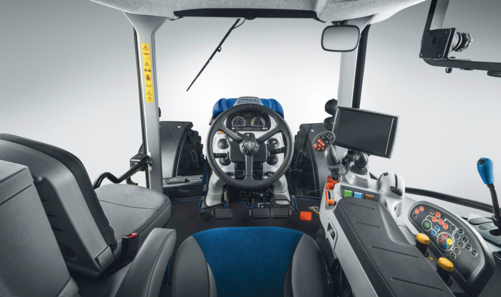 NEU T5 AUTO COMMAND / DYNAMIC COMMAND New Holland Center