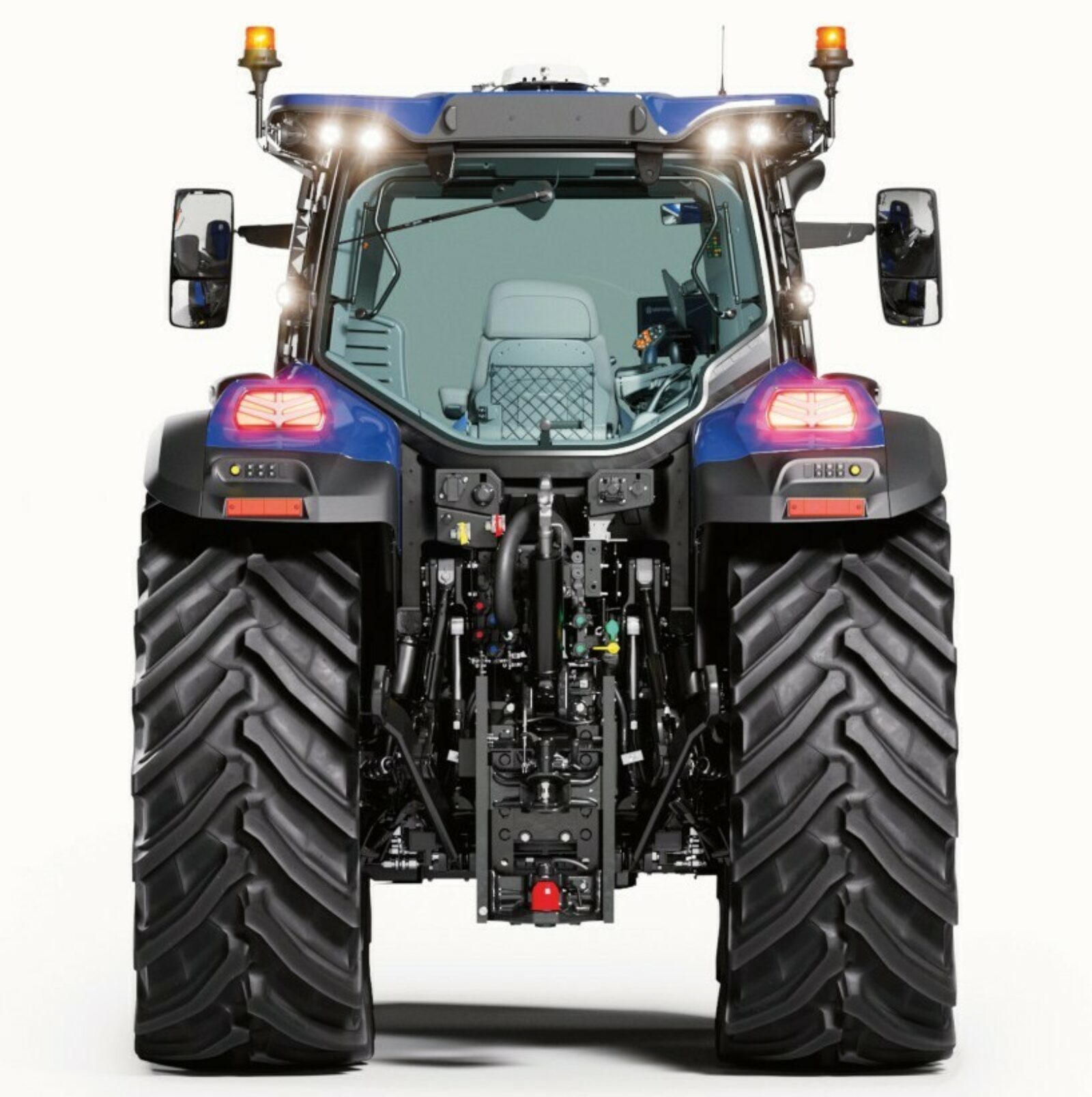 T7225 SWB Stg V MY26 010